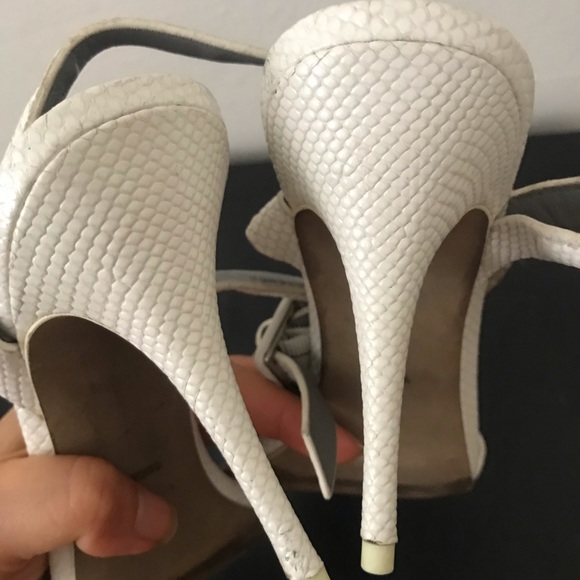 Alexander Wang Antonia White Snake Python Strap Sandals 37 6 6.5 - Picture 3 of 4